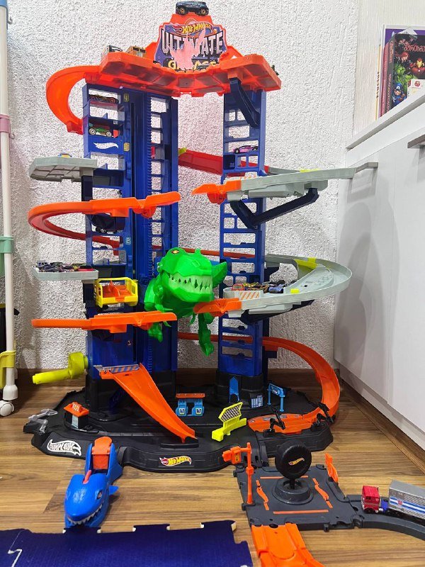 Хот Вилс большой трасса лифт, скорая помощь, монстр трак, бургер кафе, игрушки 2