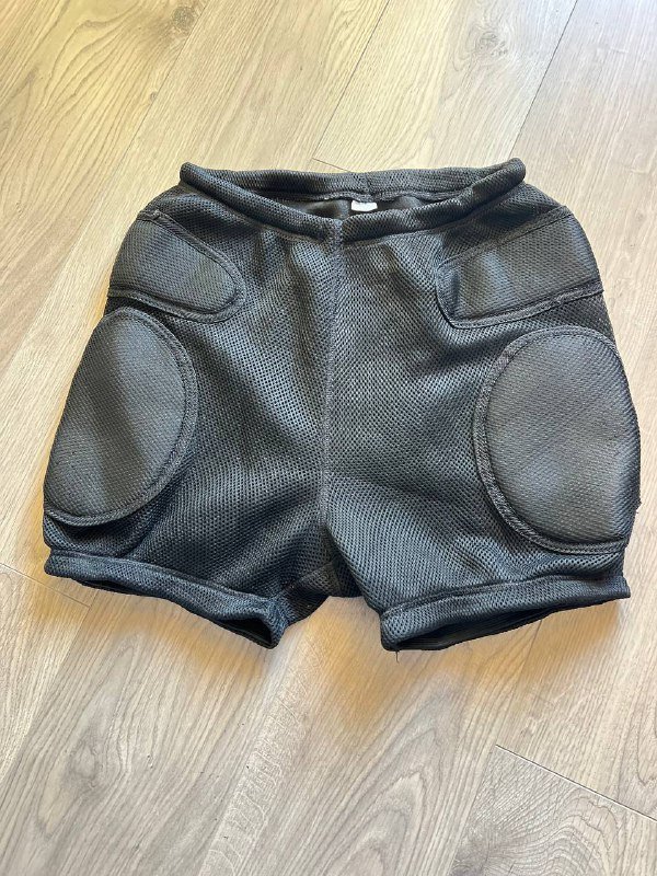 Защита для лыжников и сноубордистов размер 52 L/XL