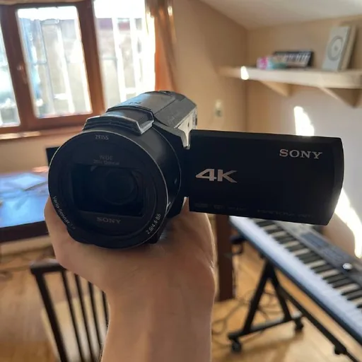 Видеокамера Sony FDR-AX43 4K