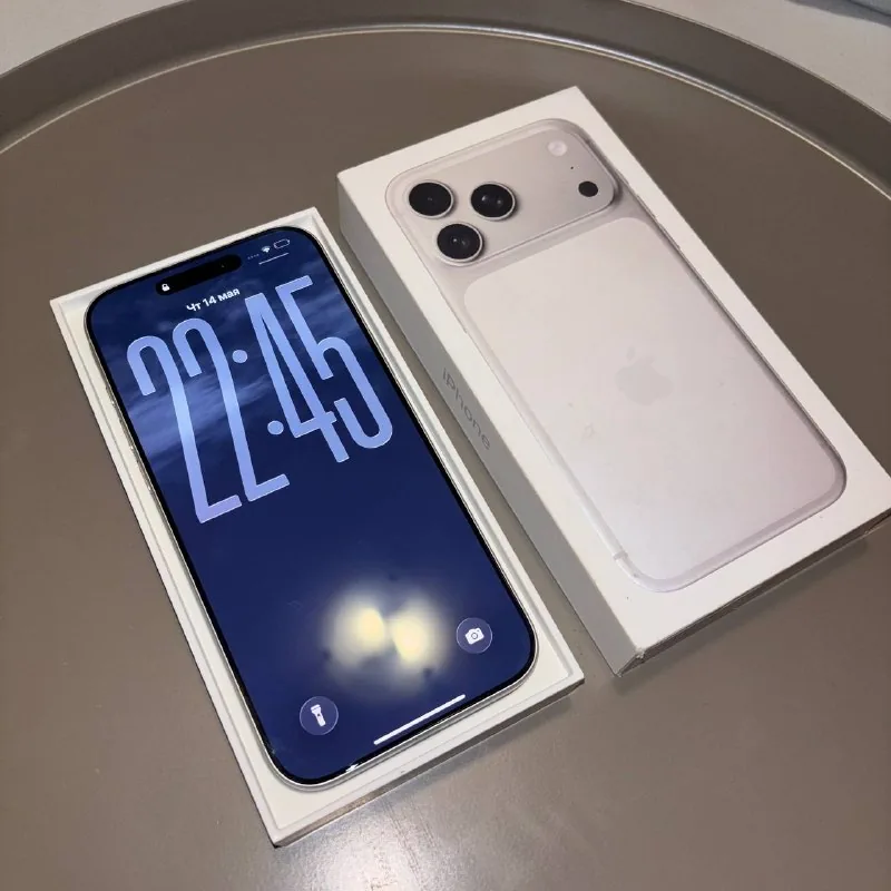 iPhone 17 pro max Silver 256gb 1