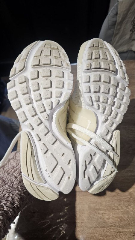 Белые кроссовки Nike 38 размер 3