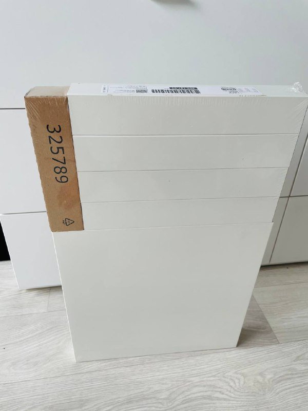Журнальный столик IKEA LACK 35x35 см