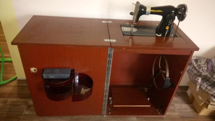 Швейная машинка