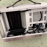 KXRORS S300 Mini-ITX კომპიუტერის კორპუსი რაიზერით და ქულერით 2