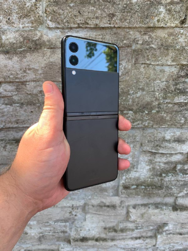 Телефоны Samsung S25 Ultra, Z Flip 3, S21 3