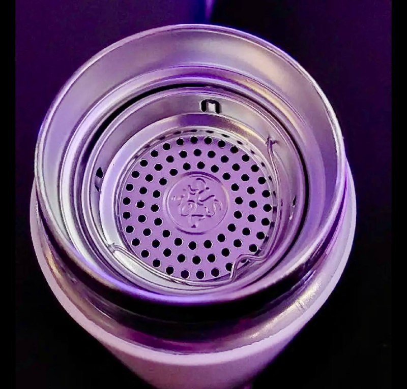 Умный термос с вакуумной изоляцией и дисплеем 2