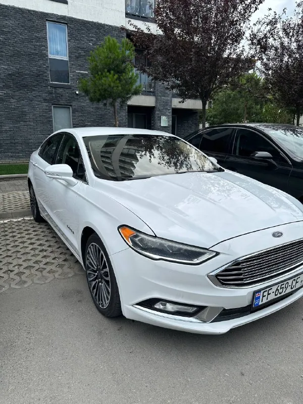 Ford Fusion Titanium 2018 1