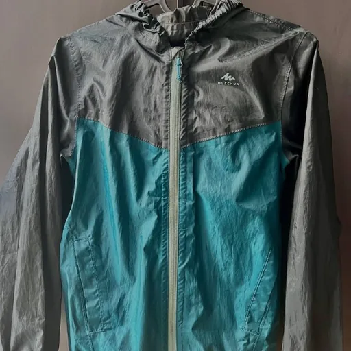 Детская походная куртка DECATHLON