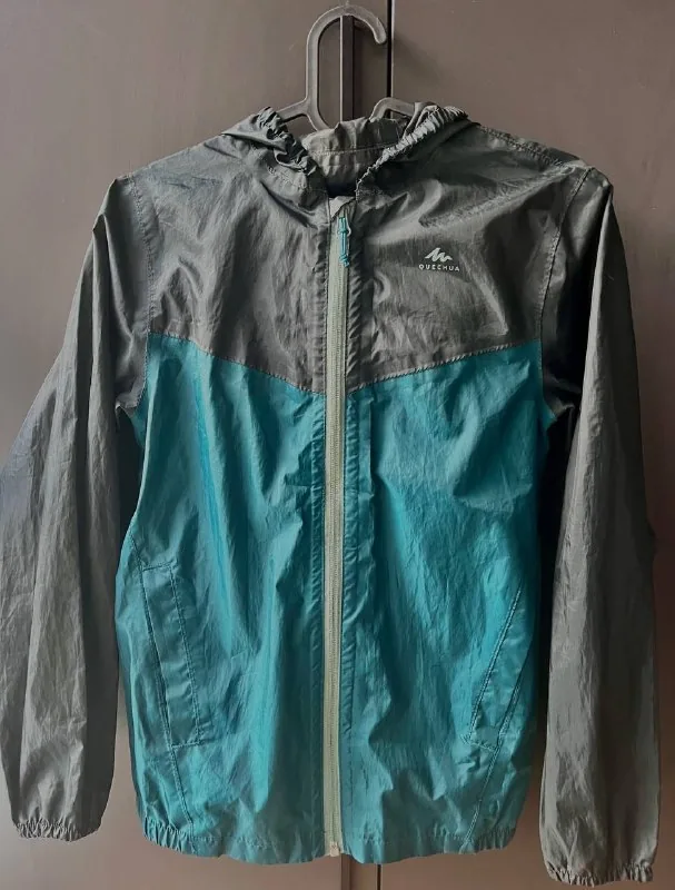 Детская походная куртка DECATHLON 1