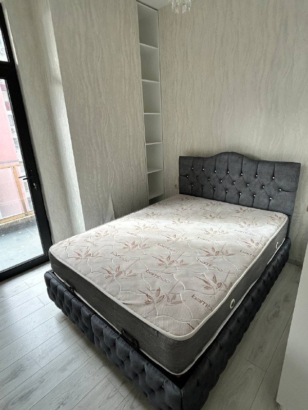 Кровать 140х200 с матрасом