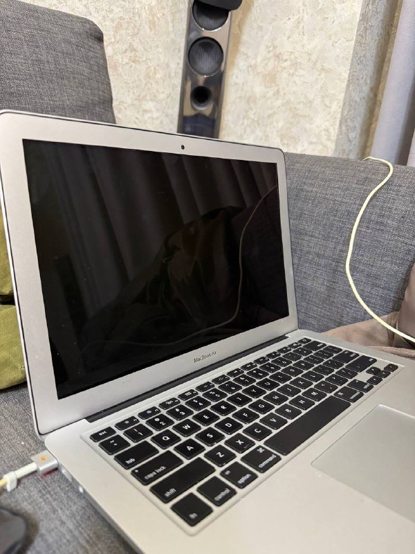 MacBook Air 13 2017 года выпуска