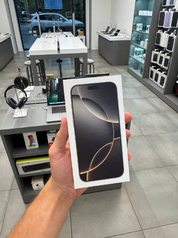 iPhone 16 PRO MAX NATURAL TITAN