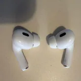 Apple AirPods Pro 2 with MagSafe Case 2
