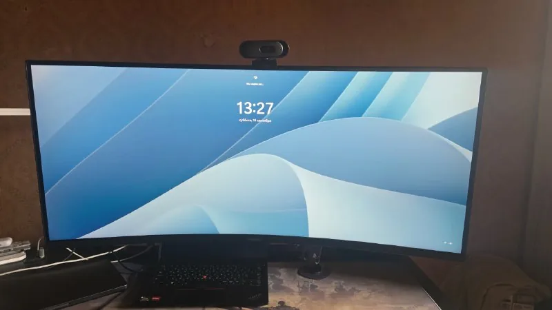 Изогнутый игровой монитор Xiaomi Curved Gaming Monitor G34WQi 1