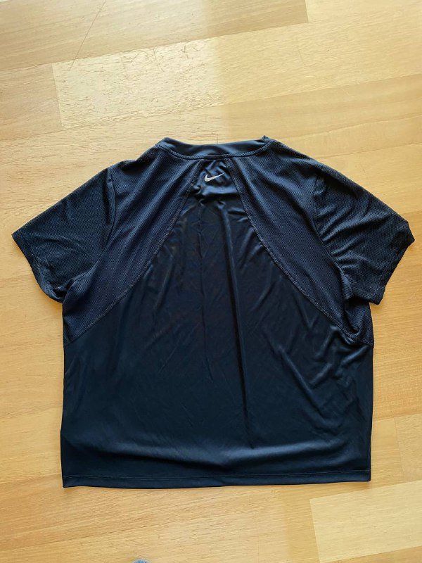 Женская футболка Nike, Футболка Dickies 3