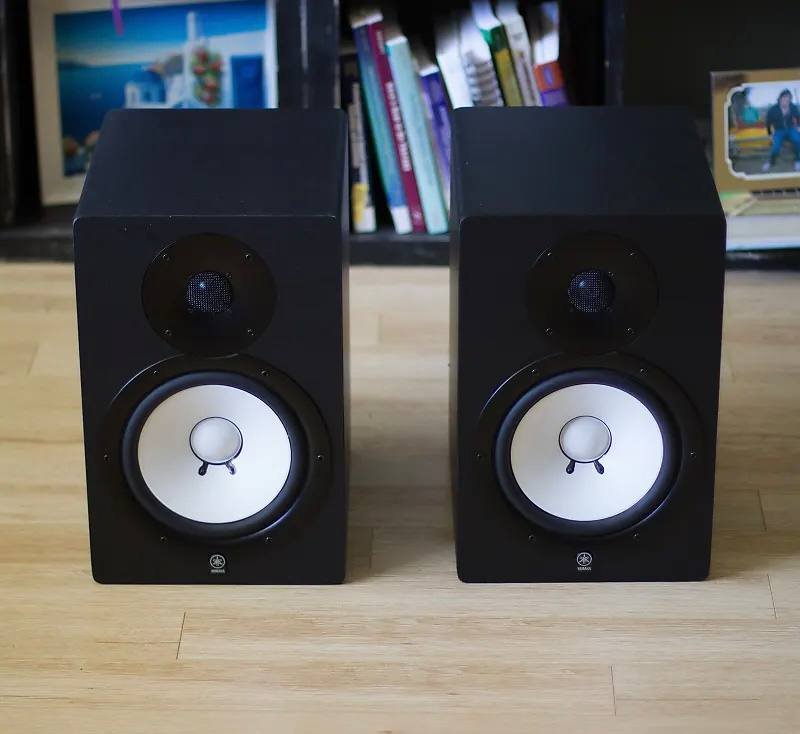 Yamaha HS80M студийные мониторы пара