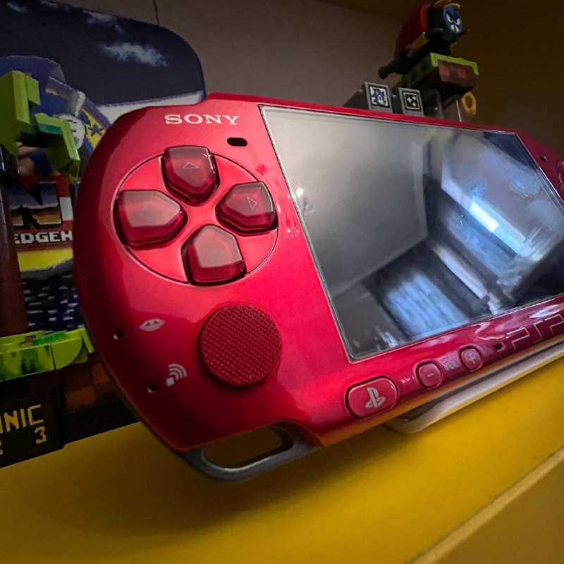PSP 3000 Radiant Red портативная ретро консоль 4