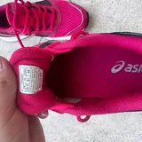 Женские кроссовки Asics 2