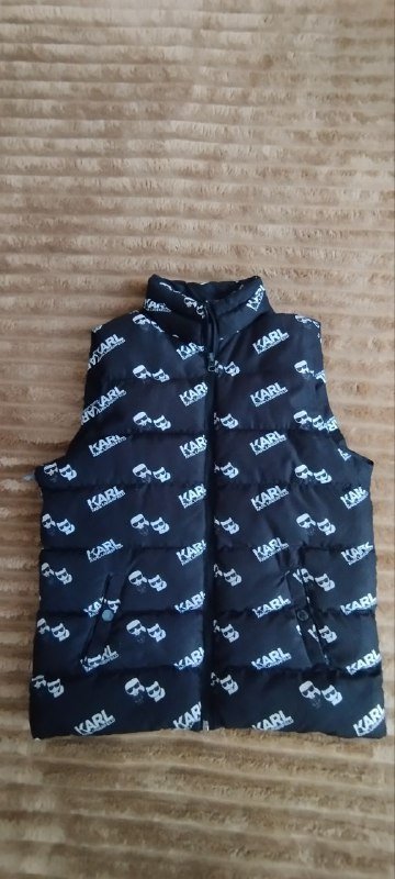 Кроссовки, куртки, жилеты 5