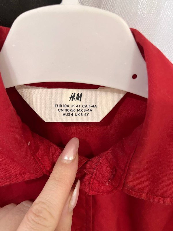 Детские рубашки красная, белая 5