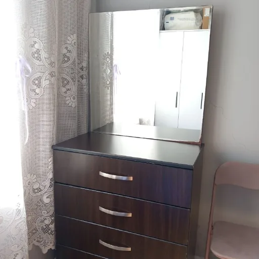 Комод трюмо с зеркалом