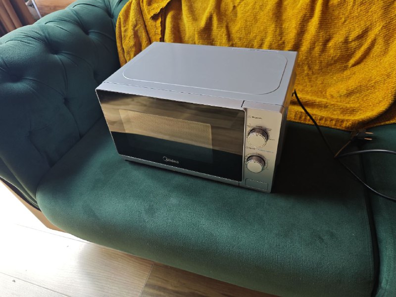 Микроволновая печь Midea 2