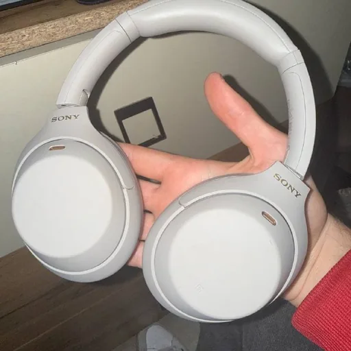 Sony WH-1000XM4 наушники