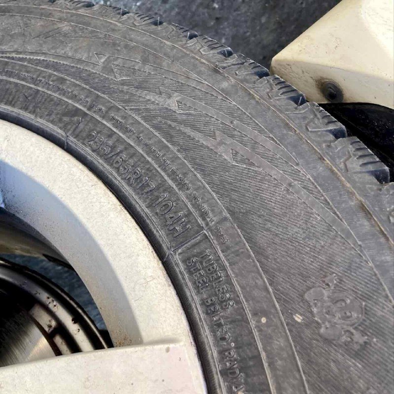 Зимние шины Toyo Observe gsi-6 ls 235/65/R17 комплект 4 шт 2