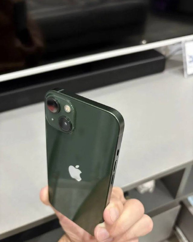 iPhone 13 128 ГБ зелёный 4
