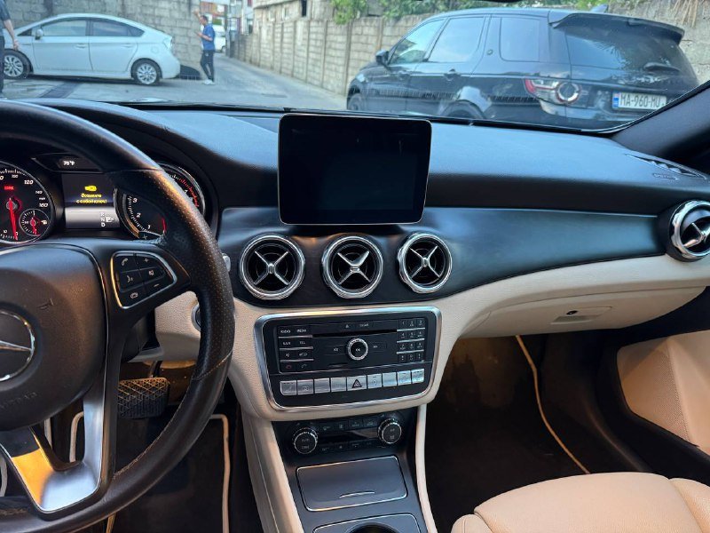 Mercedes GLA 2018 4x4 3