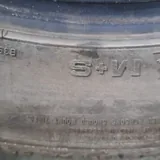 Шины зимние Goodyear 215/55R17 3