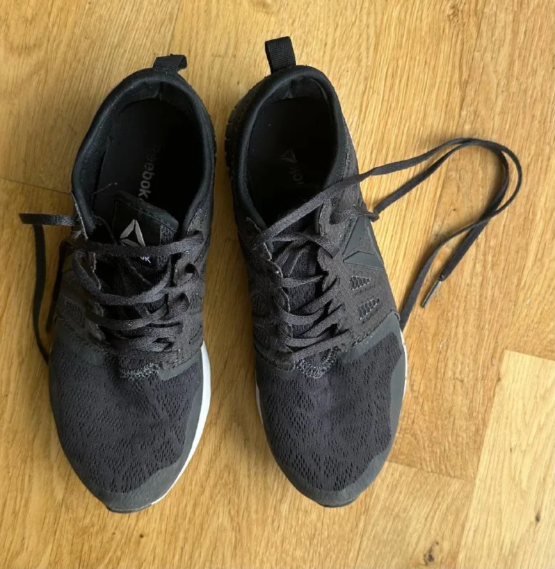 Кроссовки Reebok 1