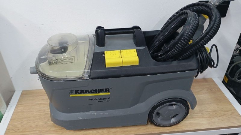 Моющий пылесос Karcher