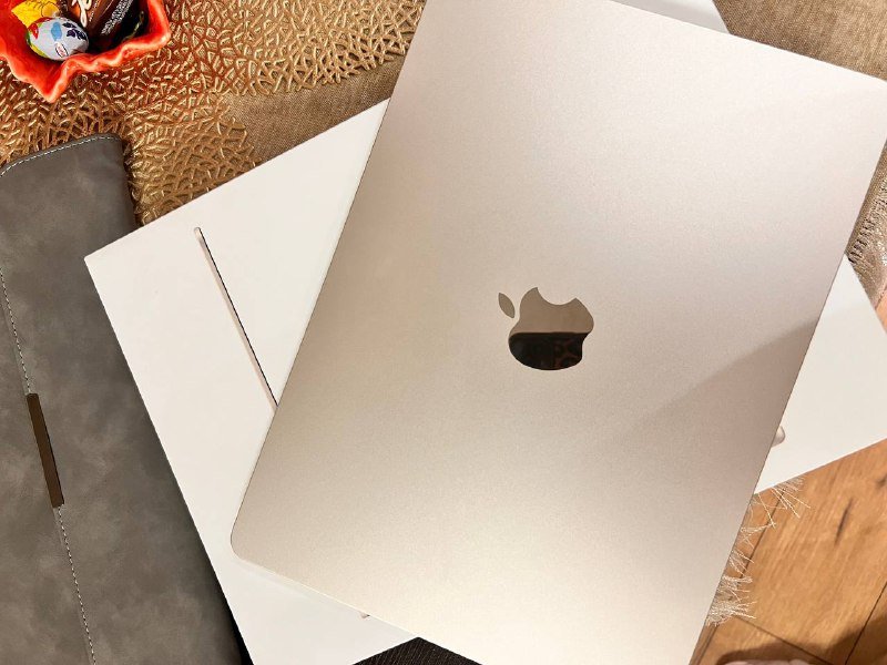 MacBook Air 13 16GB 256GB SSD Apple M2