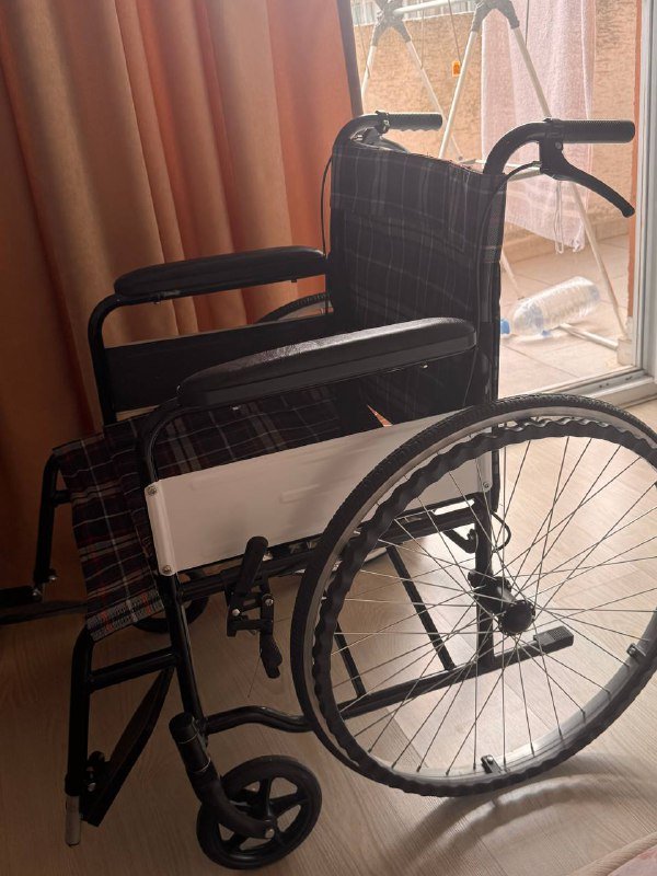 Инвалидная коляска 3