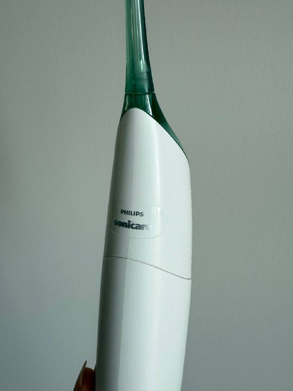 Airfloss Philips Sonicare с двумя насадками 2