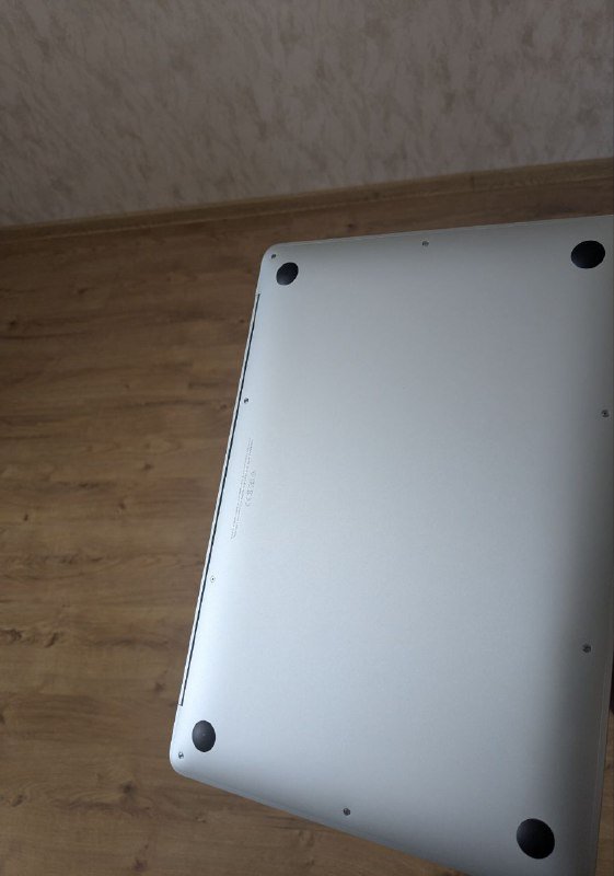 MacBook Air M1 13 8/256GB Silver с гравировкой 4