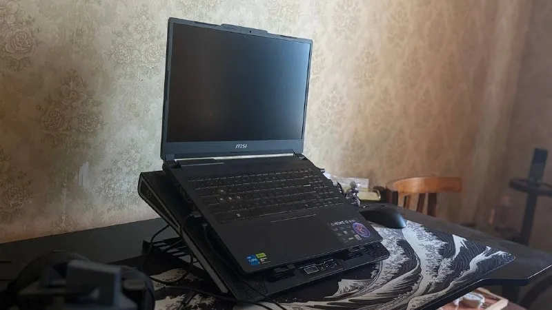MSI Cyborg 15 A13V 1