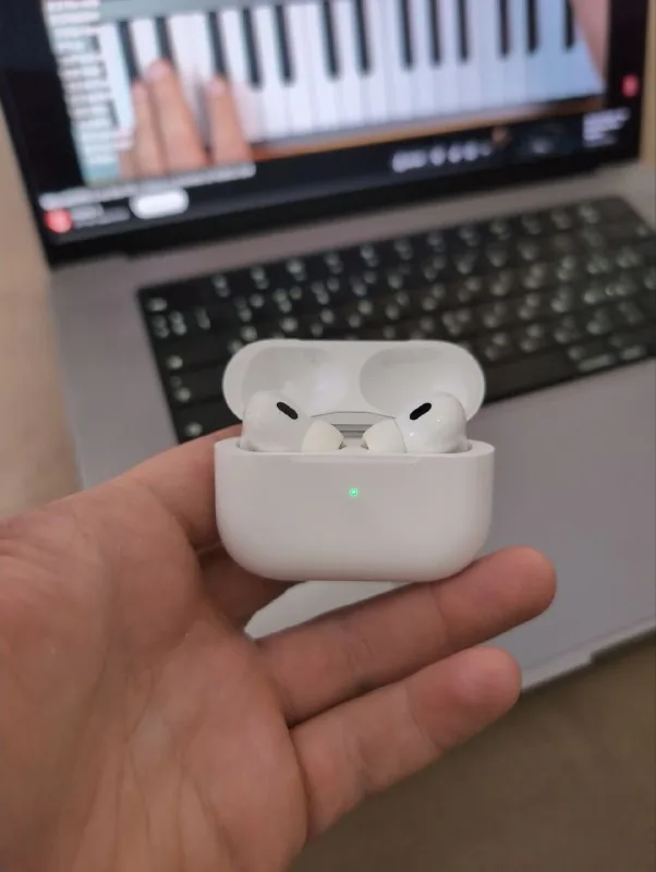 Apple AirPods Pro 2 Type C 1