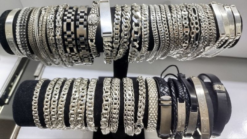 Серебряные браслеты