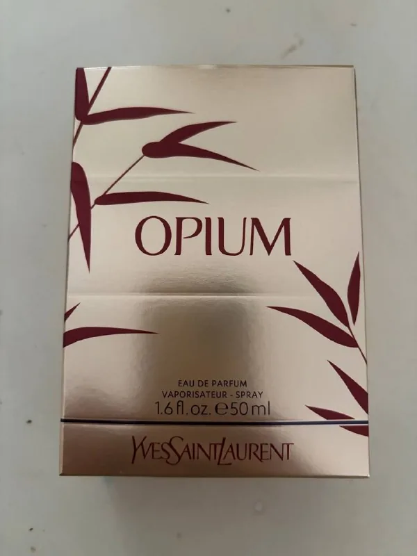Женский парфюм Opium