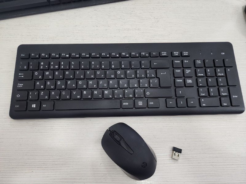 Беспроводная клавиатура HP с мышкой