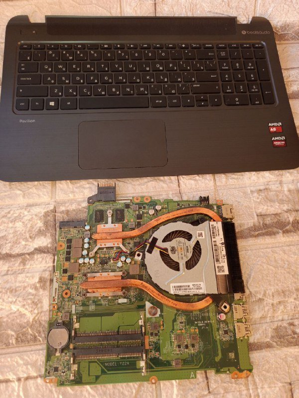 Материнская плата и клавиатура ноутбука HP Pavilion