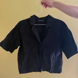 Укороченная рубашка ZARA, шорты LIME, рубашка UNIQLO 9