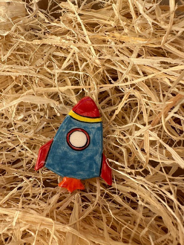 Значки пины дерево пластик керамика металл 7