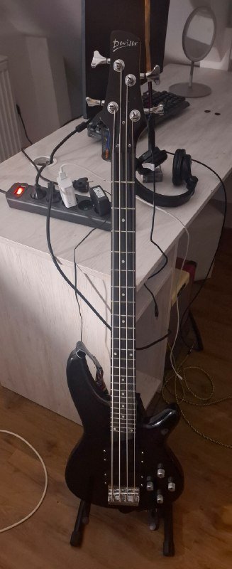 басс гитара