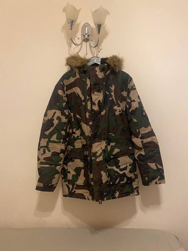 Парка Dickies, Парка Khujo, Куртка леопардовая, Топ COS, Юбка Zara, Юбка Marc O’Polo, Рубашка