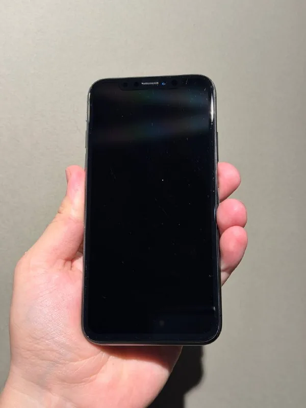 iPhone X 64 ГБ 1