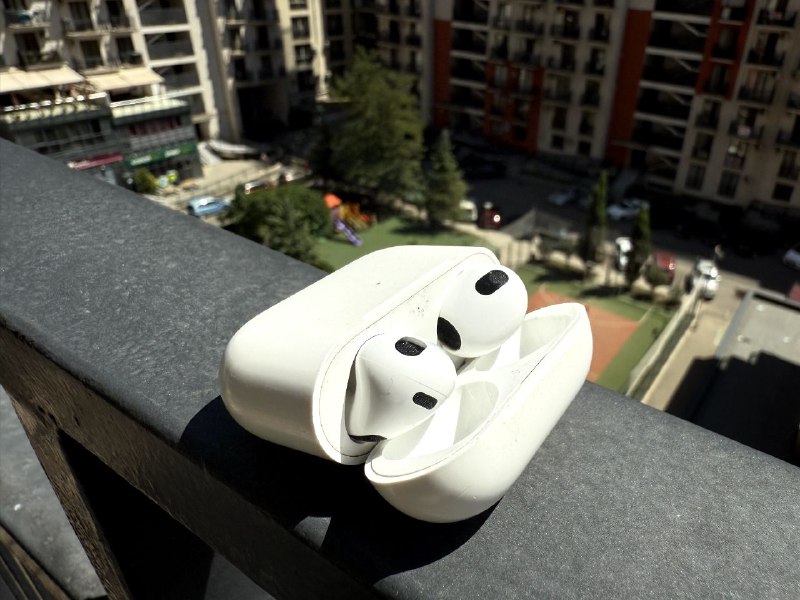 AirPods 3 с кейсом беспроводной зарядки