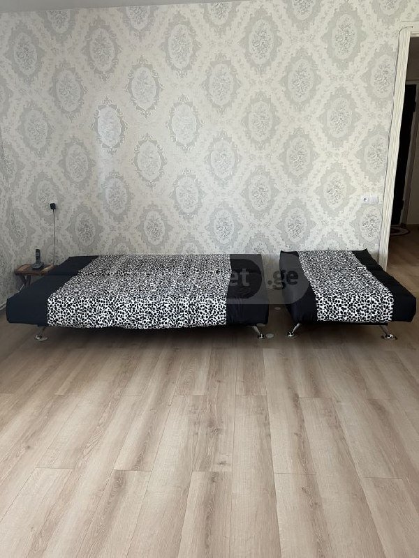 Раскладной диван и два раскладных кресла